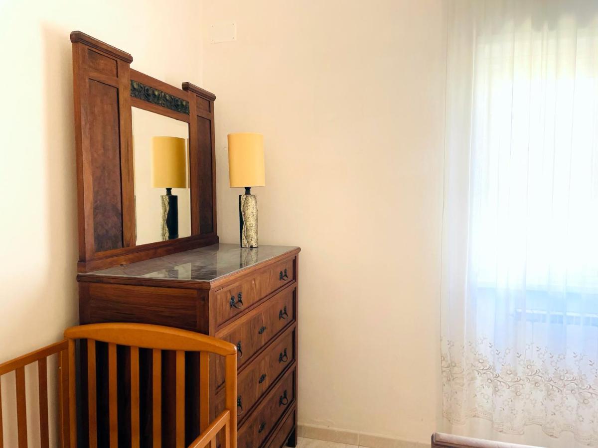 Casa Del Sole, In Via Sicilia Vicino Al Mare Appartement Terracina Buitenkant foto