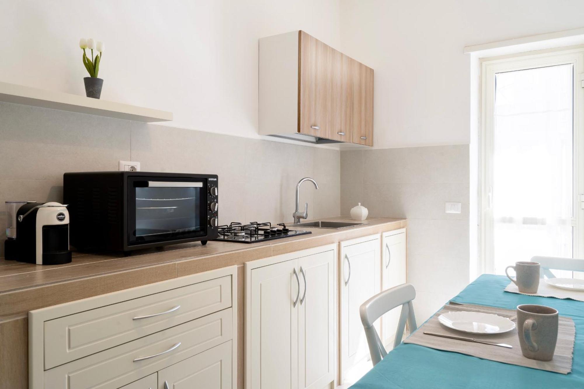 Casa Del Sole, In Via Sicilia Vicino Al Mare Appartement Terracina Buitenkant foto